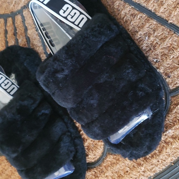 Women's UGG fluff fuzz platform shoes size 7...black - Picture 6 of 9